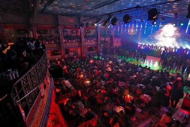 拉萨的夜生活—朗玛厅