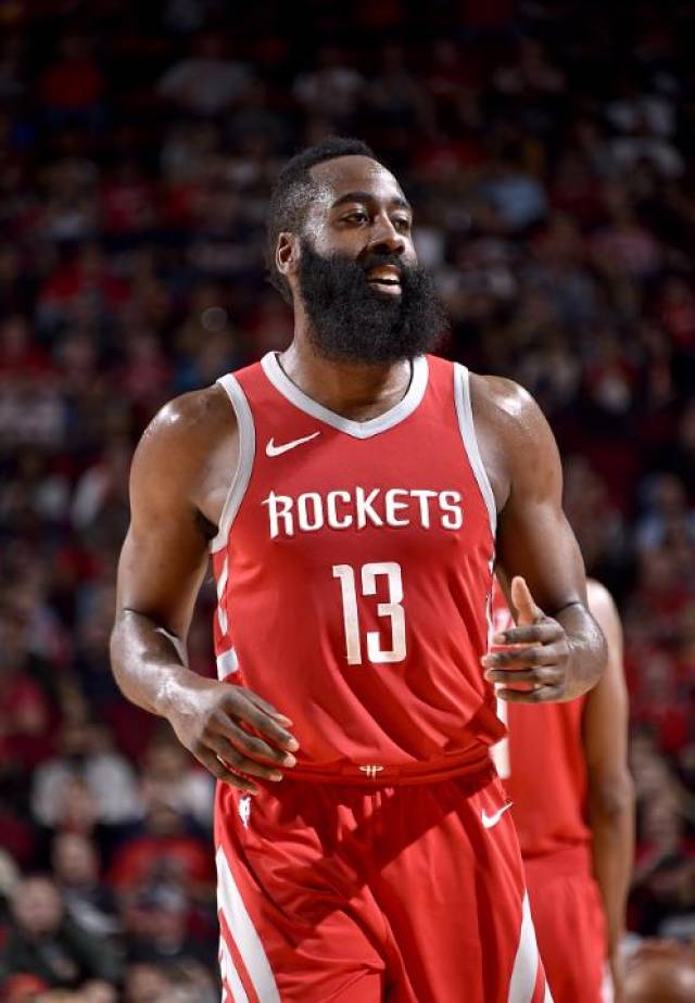 组图:火箭轻取马刺 哈登无解上篮保罗标志后仰