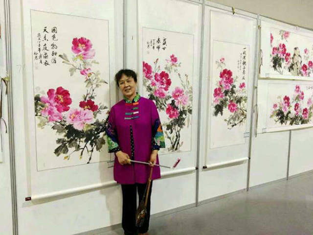画家王裕惠——画面俊丽 富贵典雅