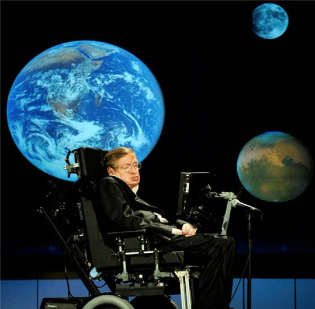 为什么说霍金其实已经死了 他真的是外星人的