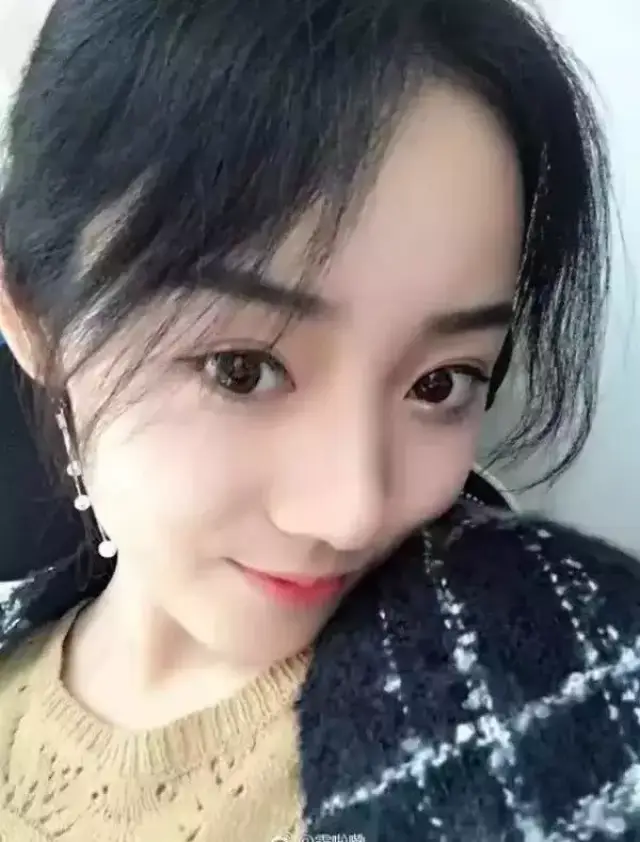 抖音上最帅的长发姐姐,侧颜撞脸韩雪,素颜依旧