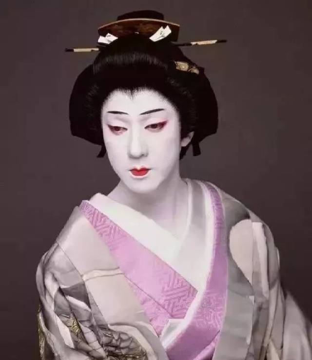 了解这位大师,你对日本歌舞伎的偏见会少点吗?