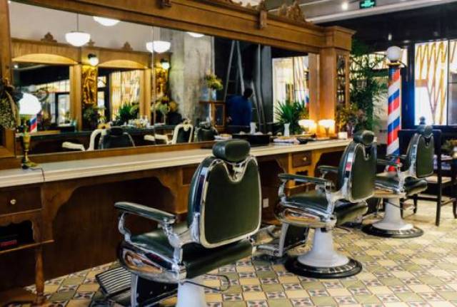 这份魔都复古理发店地图请收好!