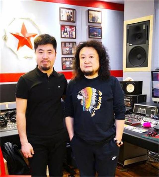 歌手张朝勒门拜见著名作曲家孟文豪老师 接受声乐指点受益匪浅