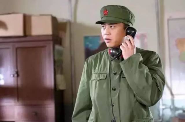 是《幸福像花儿一样》中,嚣张跋扈却又有点孩子气的白杨.