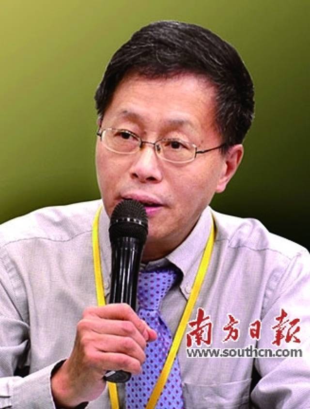 纪念金牌酒店总经理冯志坚