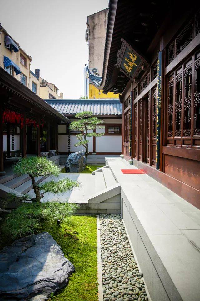 探访沪上最美庭院,看这家寺院如何将禅意演绎极致