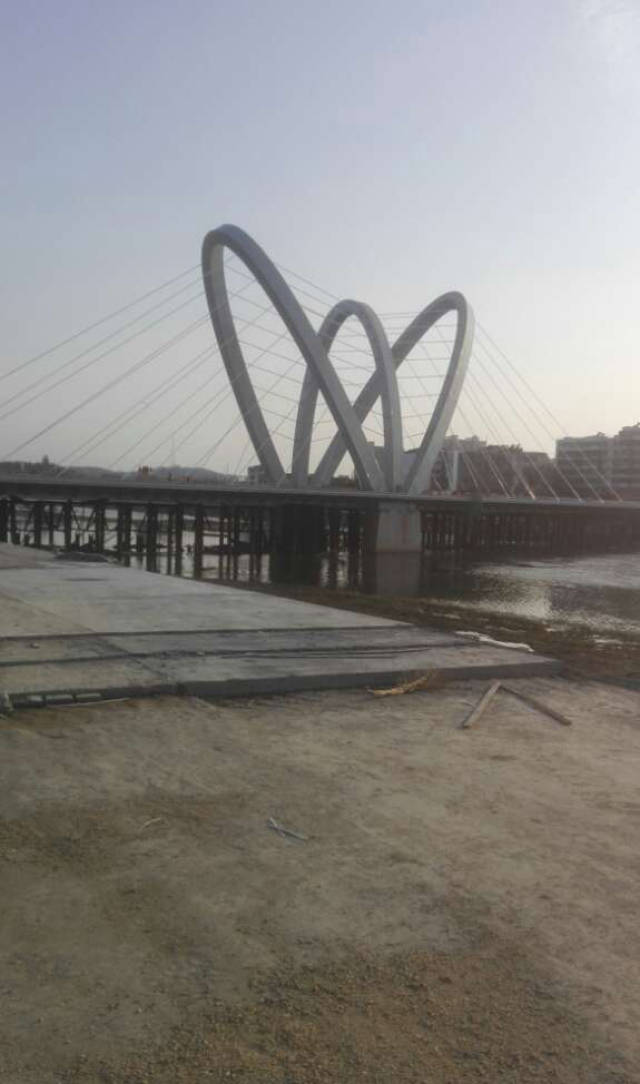 随州市厥水一桥最新进展:最快清明节将通车