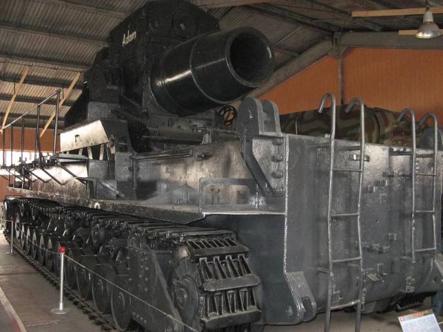 第七名:法国1916年型520mm列车炮(1918)口径:520mm