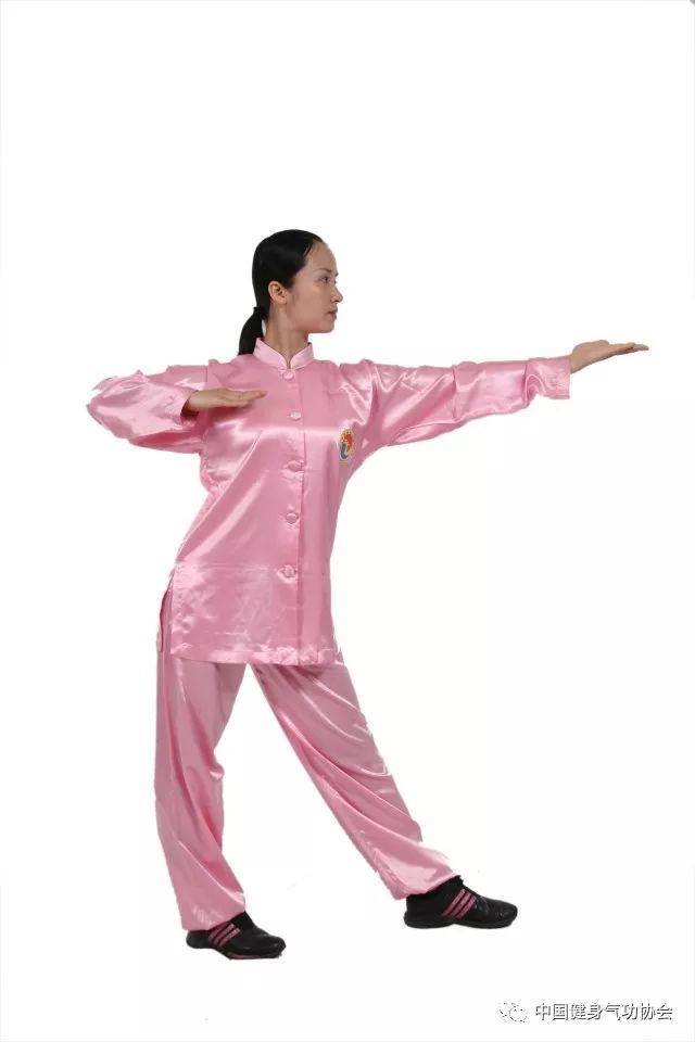 习练马王堆导引术动作要领口诀(一)