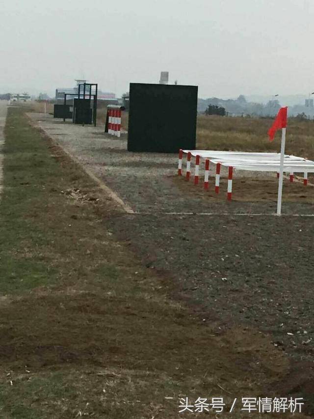 解放军为何将障碍跑设置为400米?其实大有讲究!-军事频道-手机搜狐