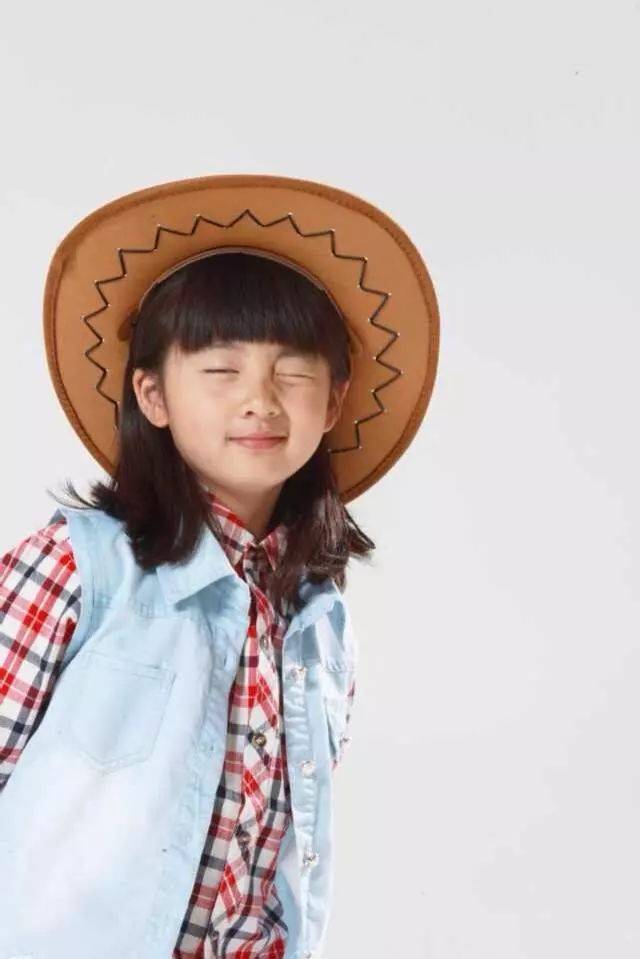 top10丨哪些明星家的孩子穿衣有范儿?