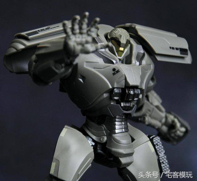 78官测:万代 robot魂 环太平洋 凤凰游击士