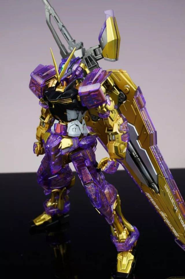 紫色金异端登场!