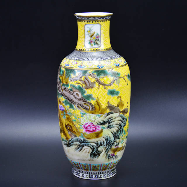 清乾隆款黄底轧道粉彩花鸟纹软棒槌瓶粉彩瓷器精品_手机搜狐网