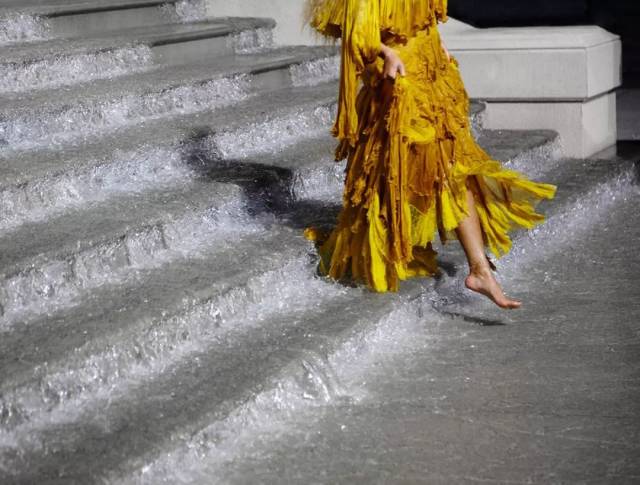 beyonce《hold up》mv写真