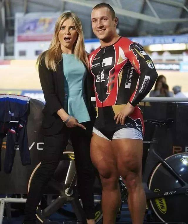 每日打卡丨见识一下骑行运动员的大腿有多恐怖,真正的人肉发电机!