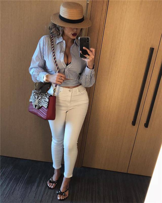 下图梅威瑟女友安娜自拍照.