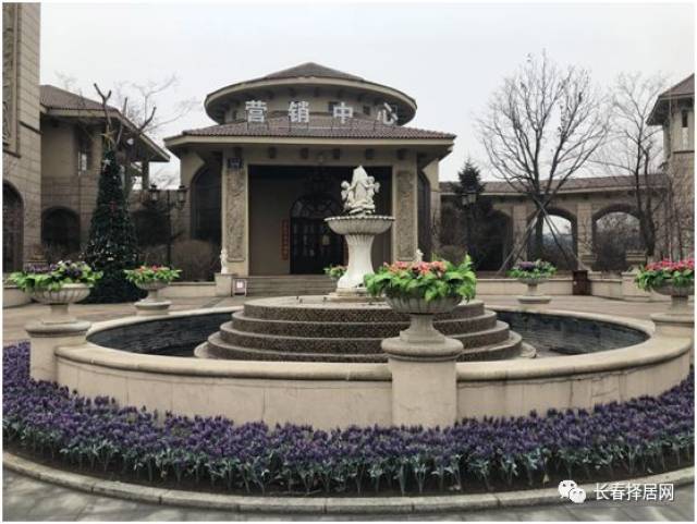 近日,小编实地探访了绿园区大禹华邦,大家不妨和小编一起去了解下!