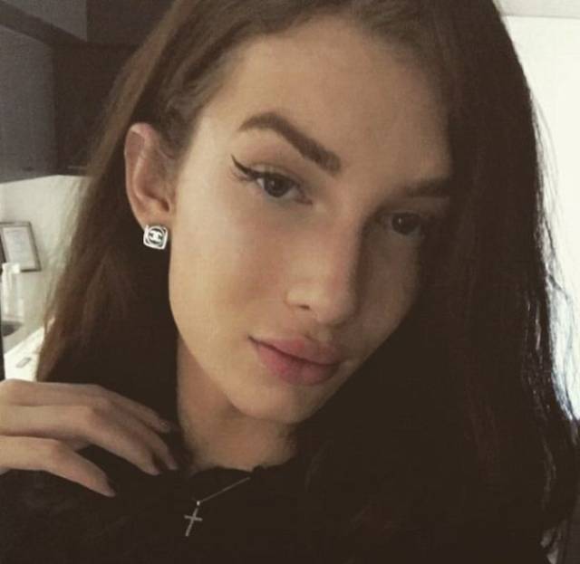 dawson还表示这是她 第三次向她的家人坦白