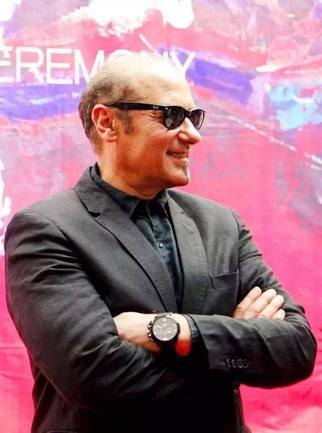 阿尔瓦诺·卡斯泰戈内特  alvaro castagnet