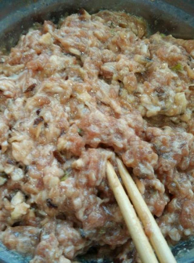 李师傅馅心秘制法之一纯猪肉馅调制方法