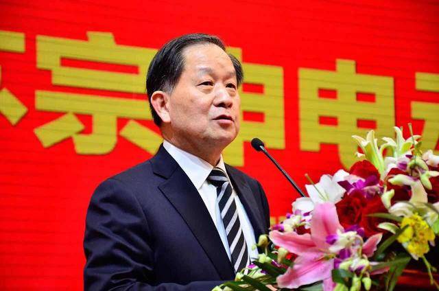 江苏自协理事长陆金龙