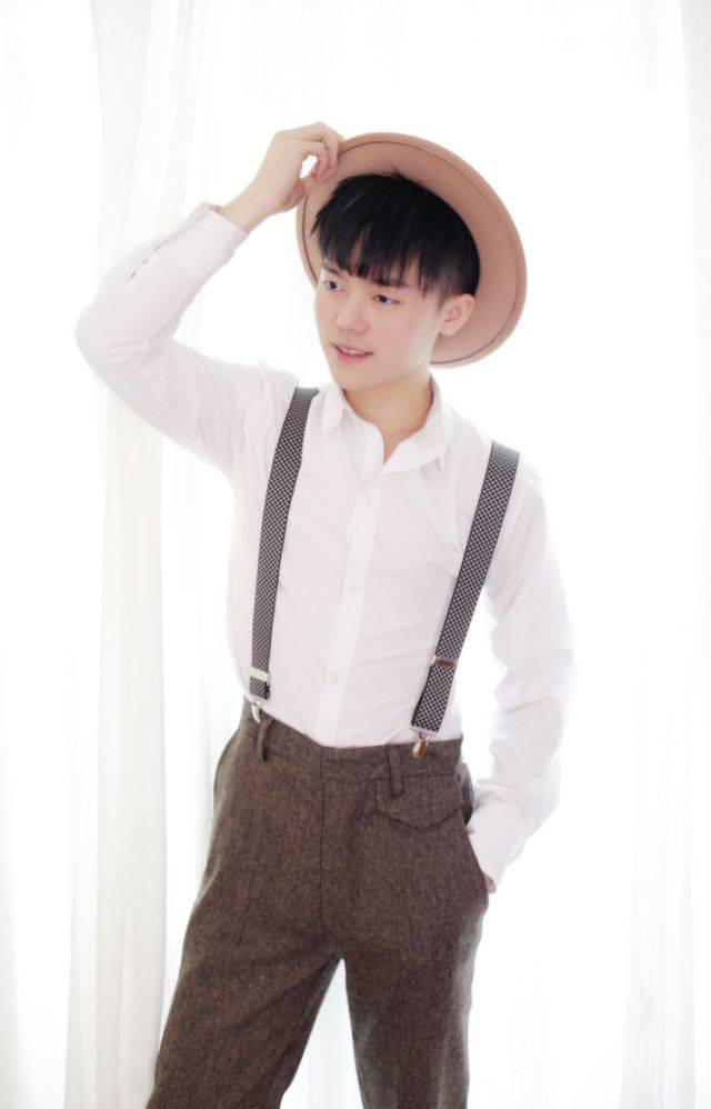 唱作才女阿悄,超女mars毒药, 古风舞up主未央浅笑以及动漫歌手祈inory