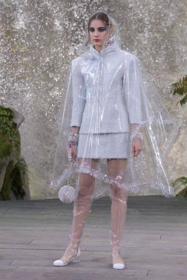 塑料袋这么穿真的不会起雾吗?