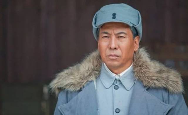 郭连文曾在《换了人间》《开国》《刘少奇的故事》《保卫延安》等多部