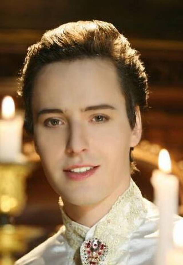 俄罗斯男神维塔斯,由那些年我们追的男神变成了中年油腻胖大叔