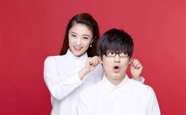 明星结婚证件照曝光 哪家最好看!