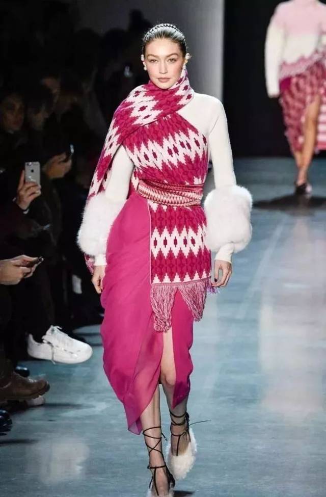 【设计创意】模特吉吉我见过最美最有气质的妹纸