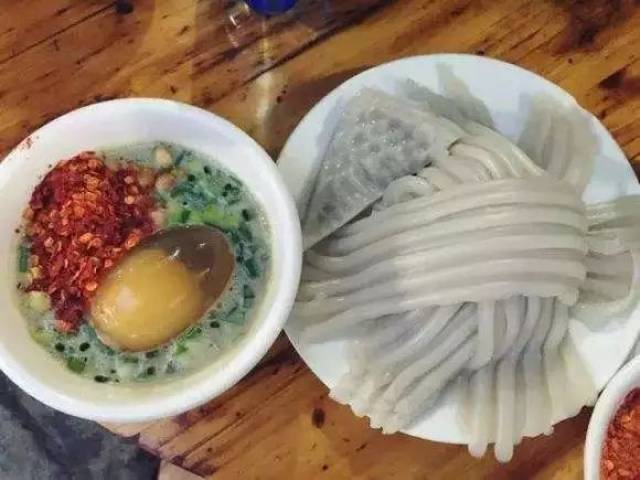 一碗凉凉送给你 | 它就是安顺首推的小吃.