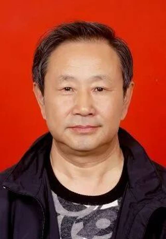 伊通满族自治县永春米业有限公司总经理 敬业奉献类(8人) 096高德臣