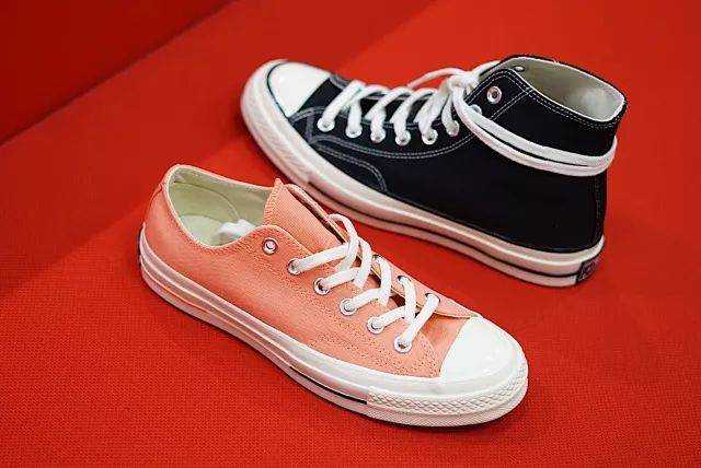 这还是你认识的小黑小白吗?2018款chuck 70全面升级