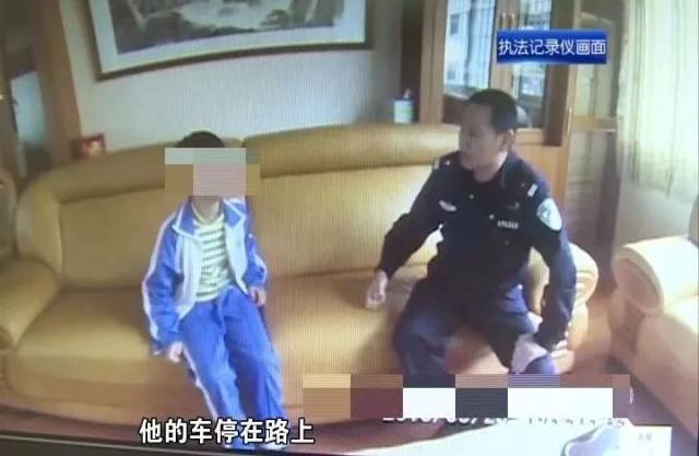 小学生自称遭绑架,人没事作业被绑匪"撕票…哈哈哈哈哈哈!