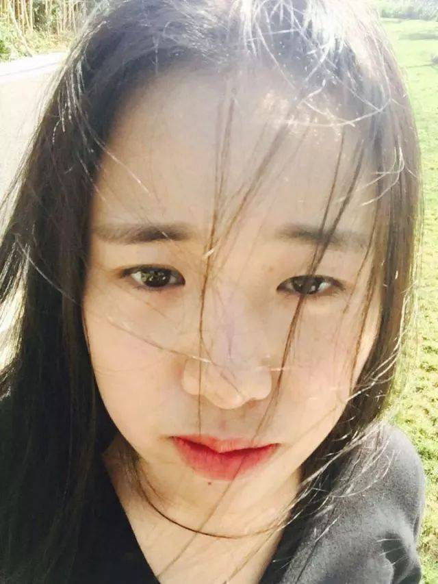一个人的两张照片差距能有多大?简直不敢相信是同一个人!