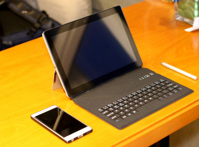 入门移动办公至佳之选,voyo i8max二合一平板_手机搜狐网