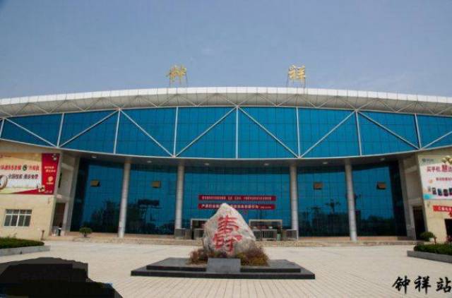 钟祥政府真给力,参赛选手人手一份重磅福利!