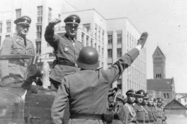 老照片上的历史瞬间之《ss 纳粹党卫军》