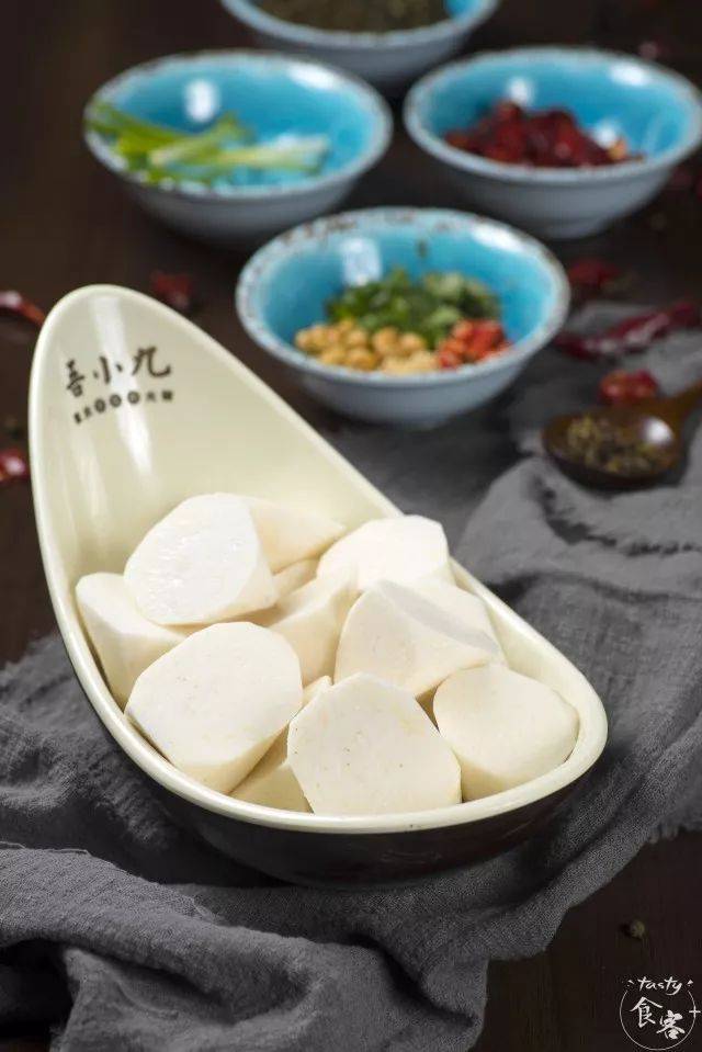 轰动魔都的金汤芋儿鸡火锅了解一下?