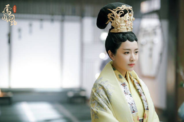 李春嫒《凤囚凰》背后"主子"显露真容 "红袖"助双女争"容止"