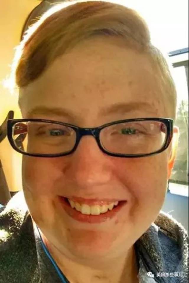 一次乱搞,他染上了超级淋病,而更可怕的却不止