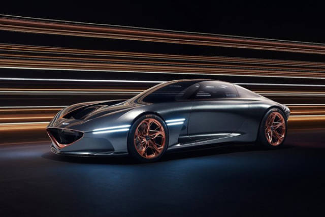 近日有外媒报道,曾亮相于2018纽约车展的genesis essentia concept有