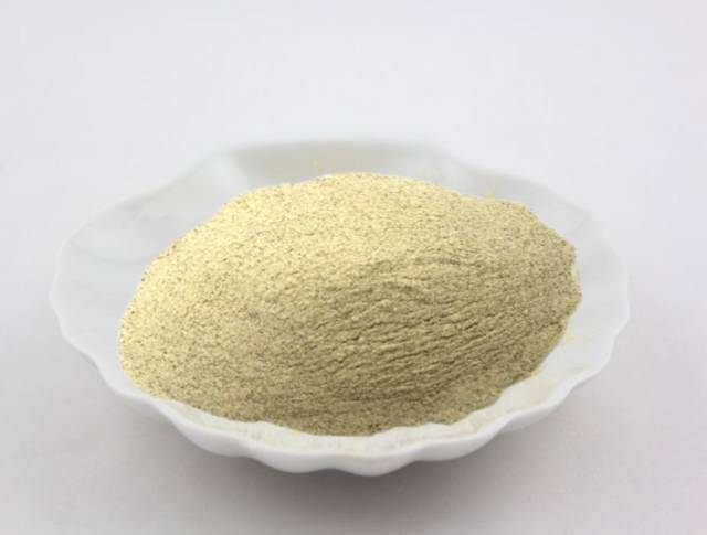 鼻子上挤出来的白点是什么?黑头?粉刺?原来