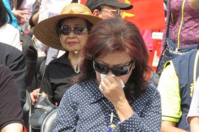 蒋方智怡现身活动现场,频频拭泪.(图:中评社)