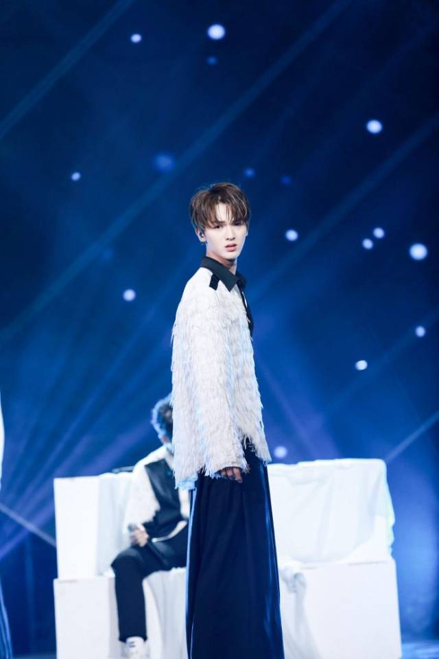 justin范丞丞大爆乐华七子猛料,朱正廷不仅是团