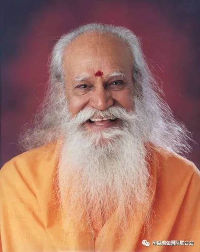 satchi-dananda(1914-2002),印度人,是全球"整体瑜伽"(integral yoga)