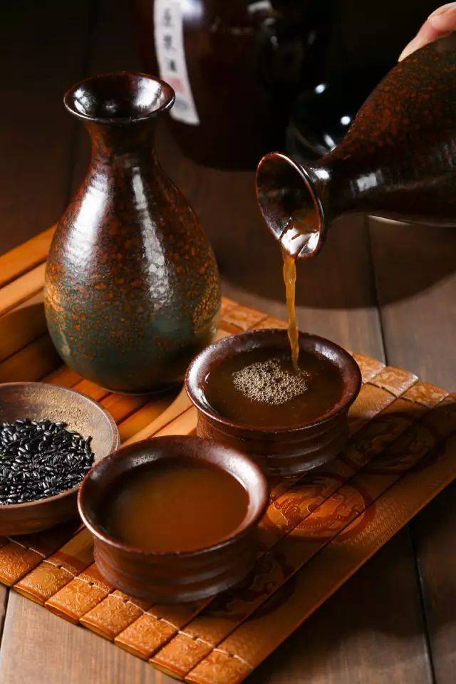 穿越范-江湖气-民国风-江南韵!太原自拍不用修图的餐厅